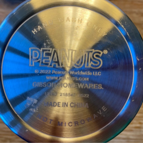 SOLD - Peanuts Snoopy Ho! Ho! Ho! Christmas Holiday Travel Mug 18 oz - Picture 4 of 5